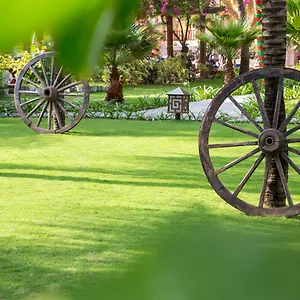 sunny-beach-resort.hotelsphanthiet.com/