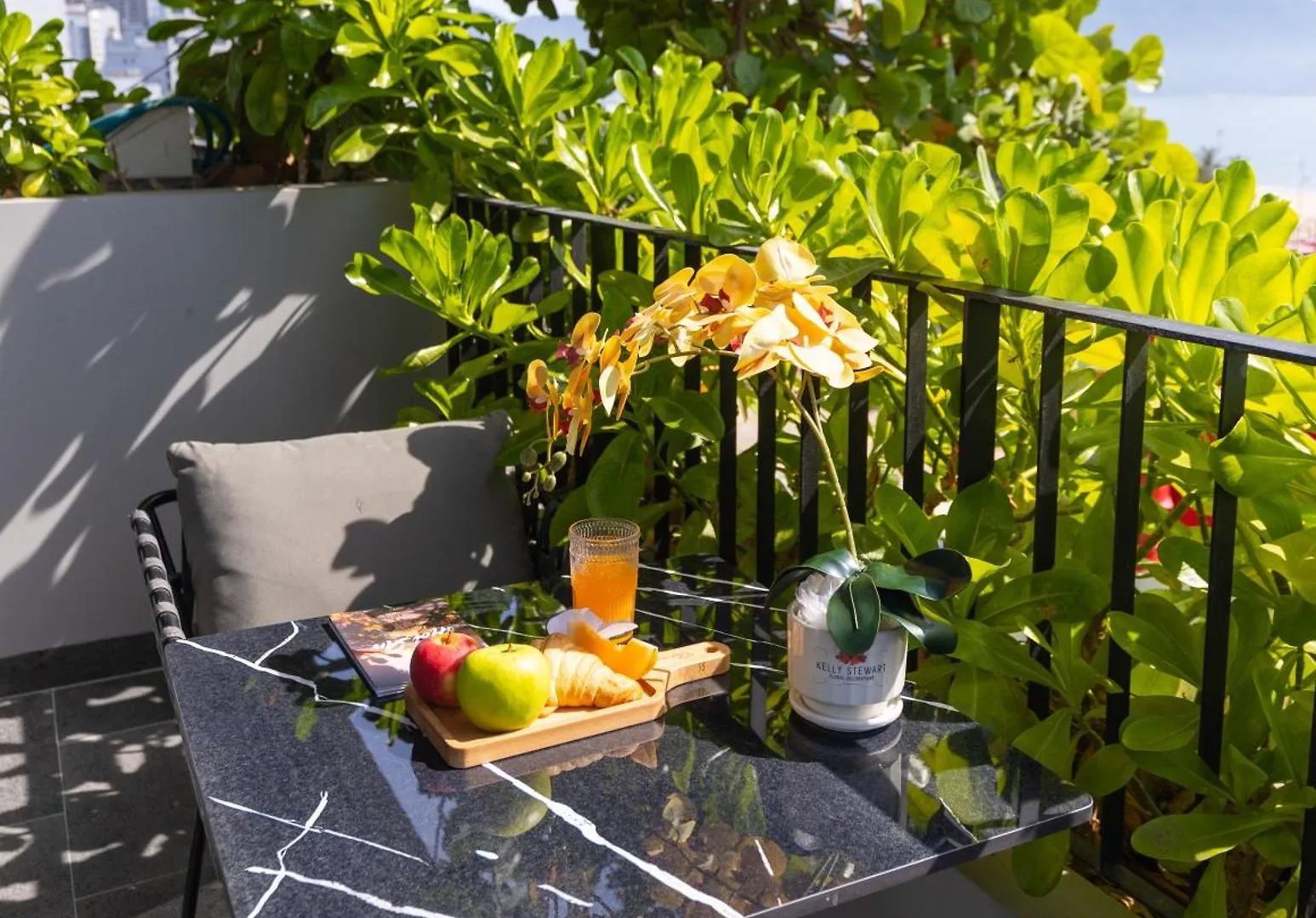 Jbay Beachfront Boutique Hotel Дананг