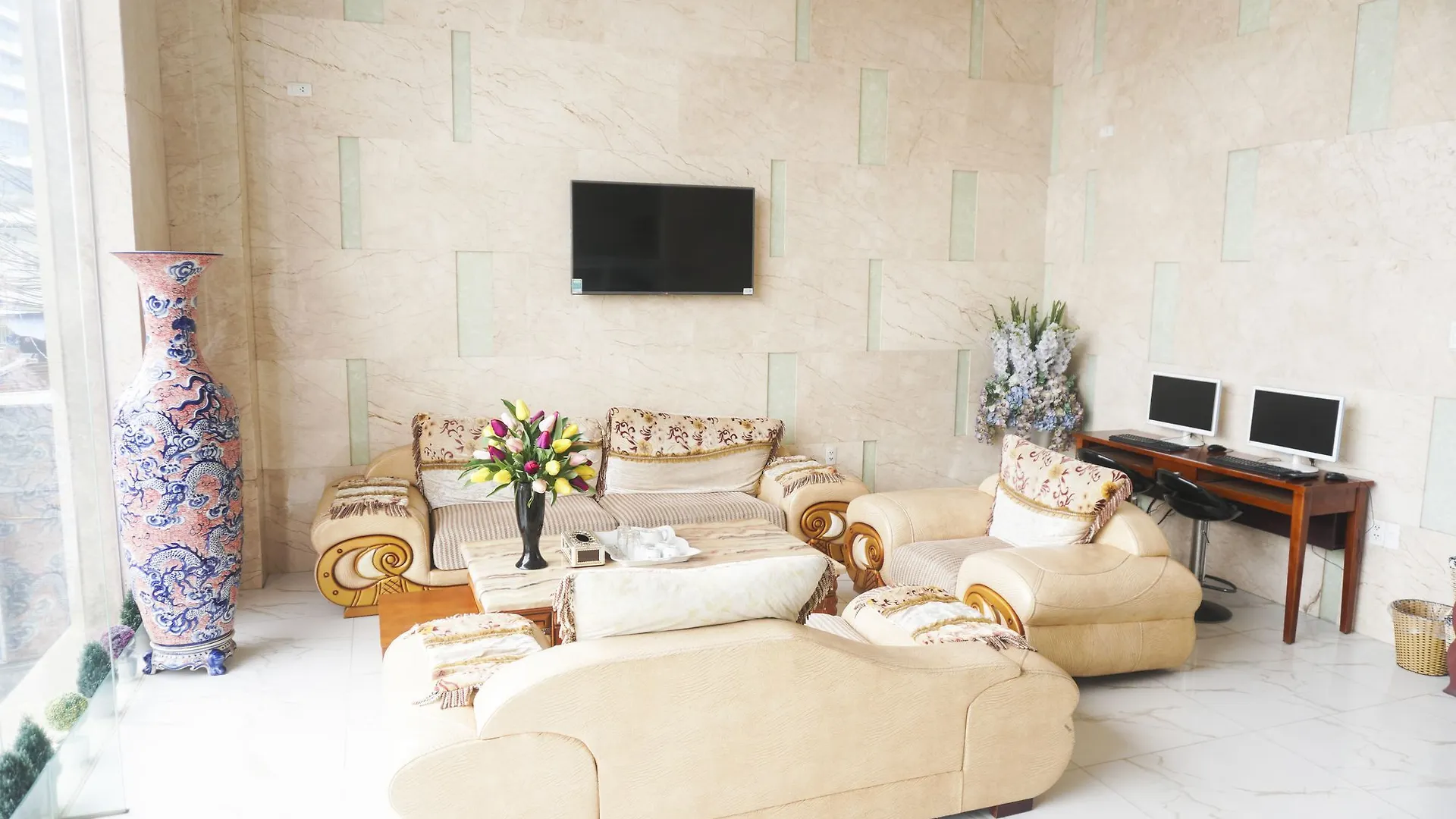 Jbay Beachfront Boutique Hotel Дананг